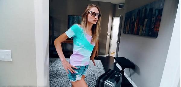  ADULT TIME Step-Sister Kyler Quinn POV Creampie With her Horny Step-Bro